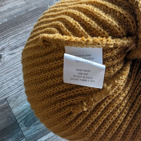 O'Neill Knitted Beanie OSFA - Picture 2 of 5